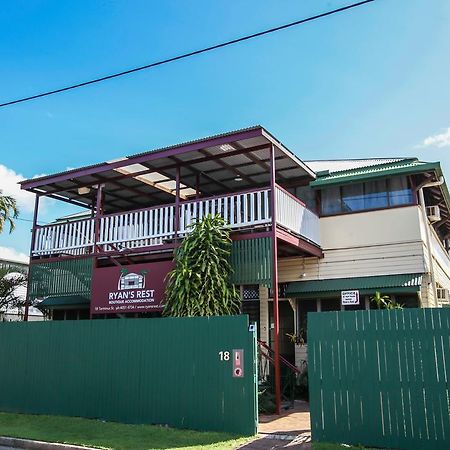 Ryan'S Rest Boutique Accommodation Cairns Exterior photo